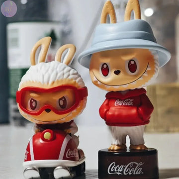 🎅 Labubu x Coca-Cola – Boîte Mystère Noël