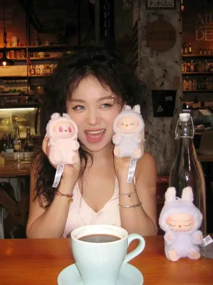 🎁 Labubu Figurine - Kawaii Monster Surprise Box