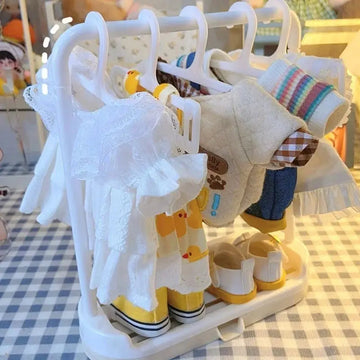 đ Ensemble de 10 Mini Cintres pour PoupĂ©es Labubu â Organisation & Style