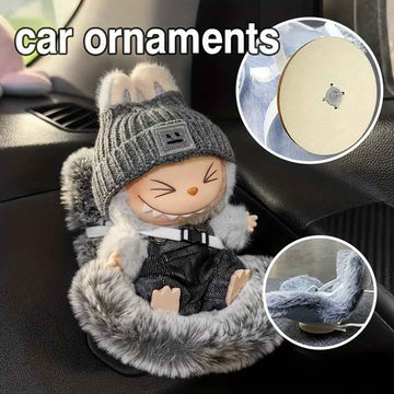 đ Ornements Aromatiques pour Console de Voiture â ĂlĂ©gance & SĂ©rĂ©nitĂ© avec PoupĂ©e LABUBU