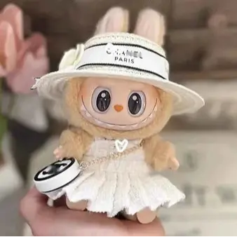 2.-La-folie-Labubu-Pourquoi-tout-le-monde-s-arrache-ces-figurines SiriuS